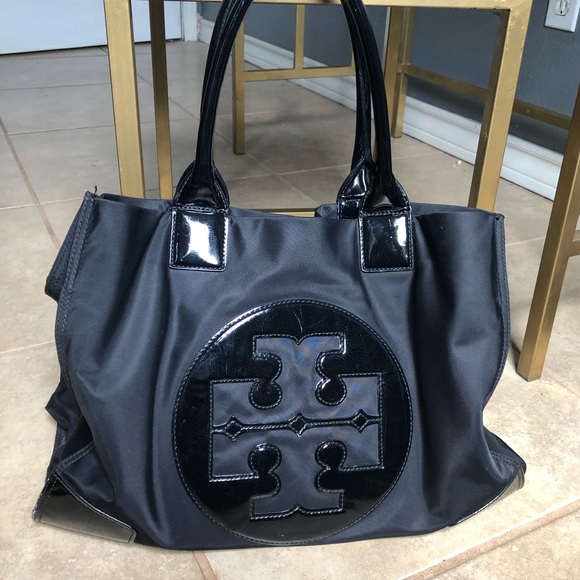 Tory Burch Handbags - Tory Burch large Ella tote